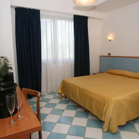 Rita Hotel