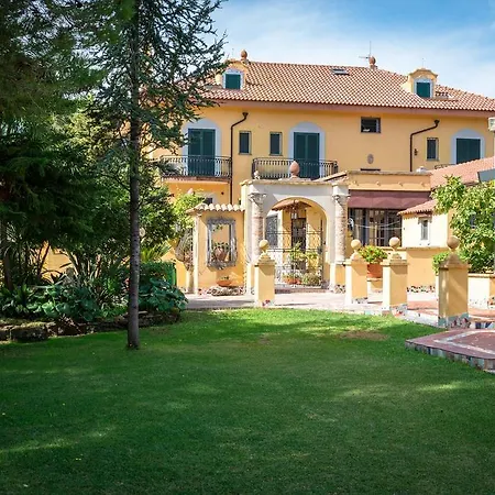 Rita Hotel 3*