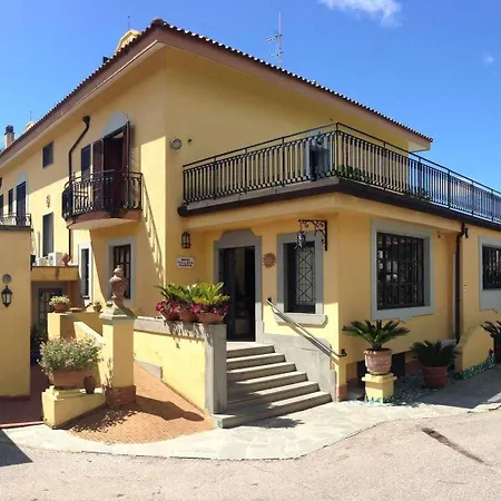 Hotel Rita 3*
