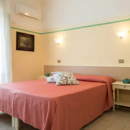 Rita Hotel